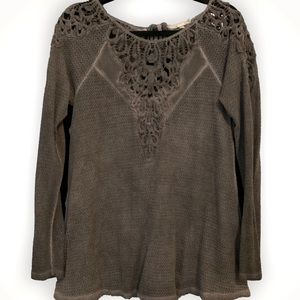 Lace knit top